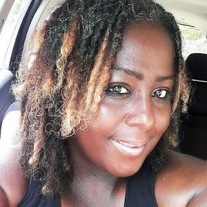 Meet your Posher, Lena